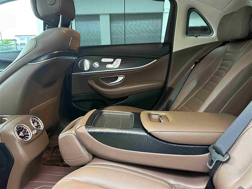 Mercedes-Benz E-class Mercedes-Benz E-class