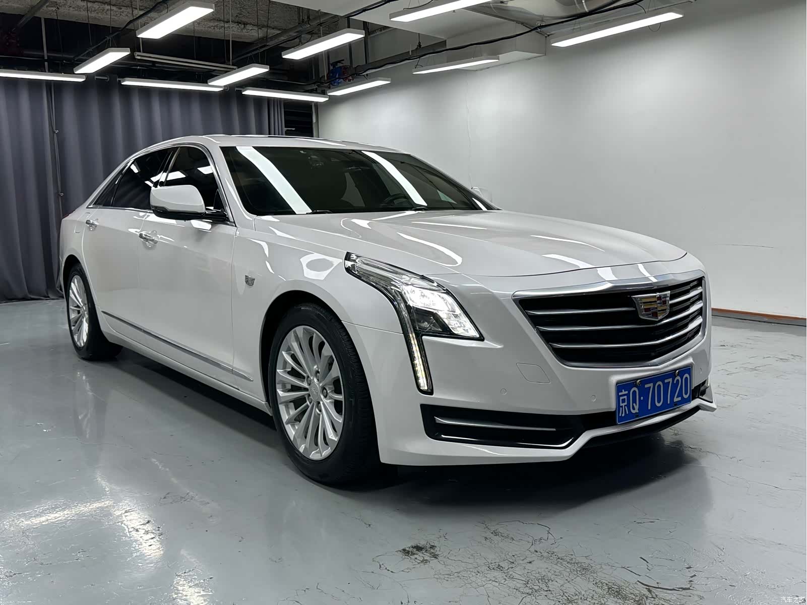 Cadillac CT6, 2016 2