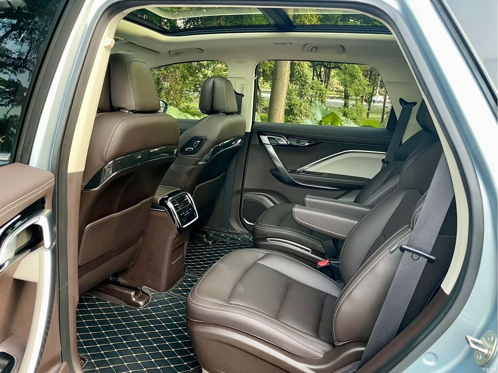 Geely Jiaji, 2019 6
