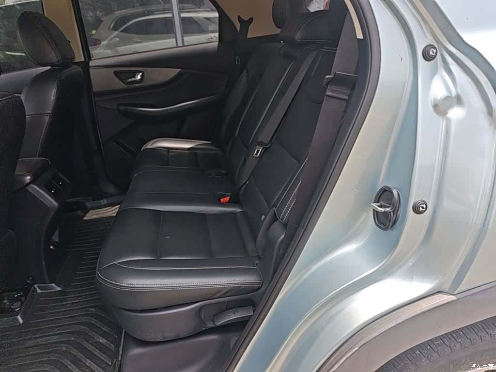 DongFeng S560, 2018 17