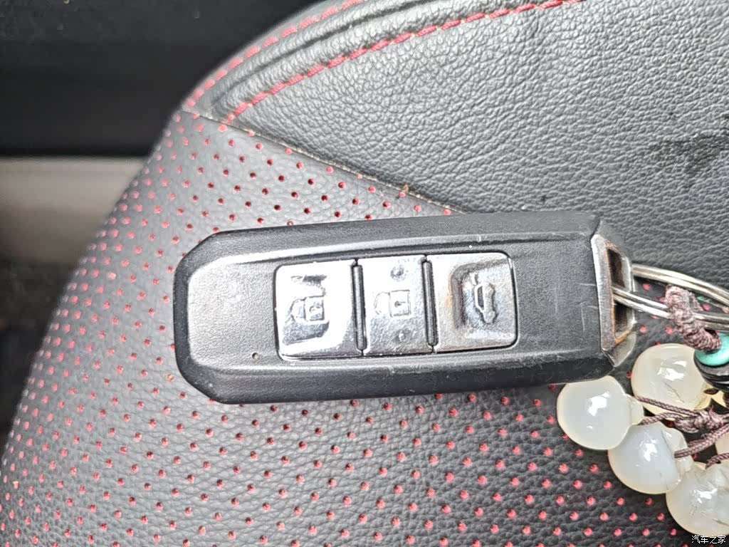 Wuling 560, 2016 9