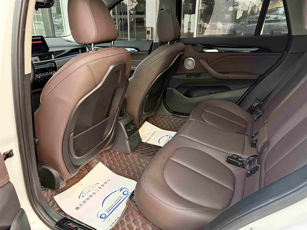 BMW X1, 2021 12