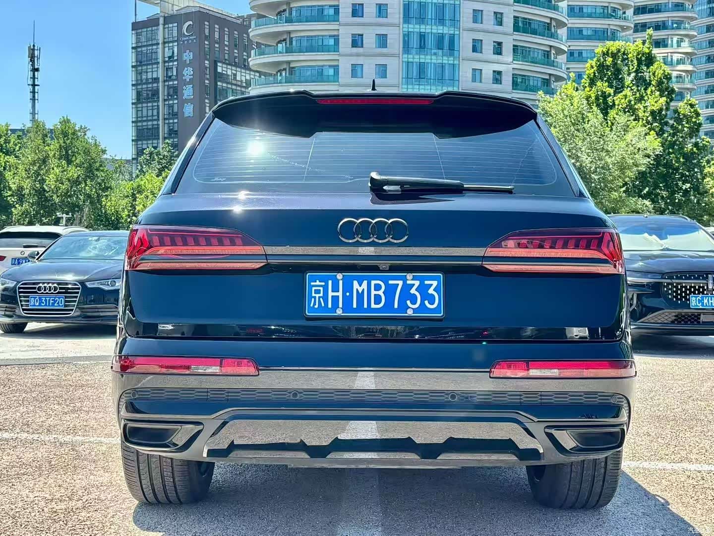 Audi Q7, 2021 все фото