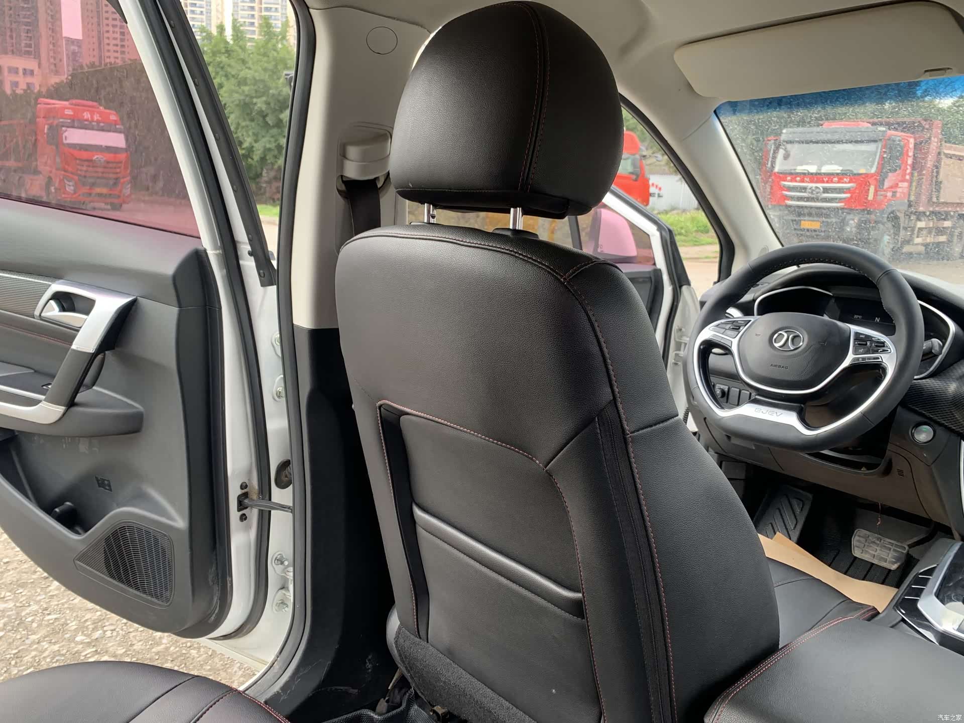 BAIC EU5, 2019 9