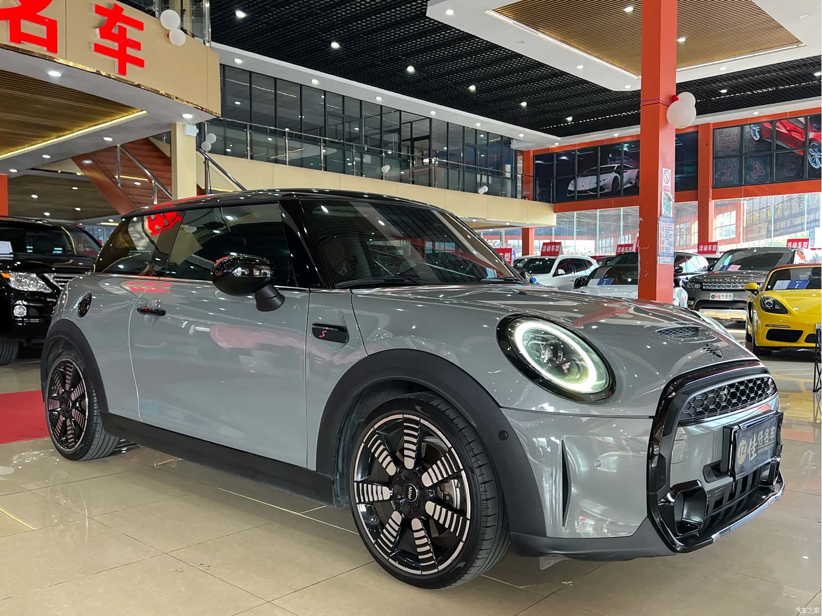 Mini Cooper, 2022 3