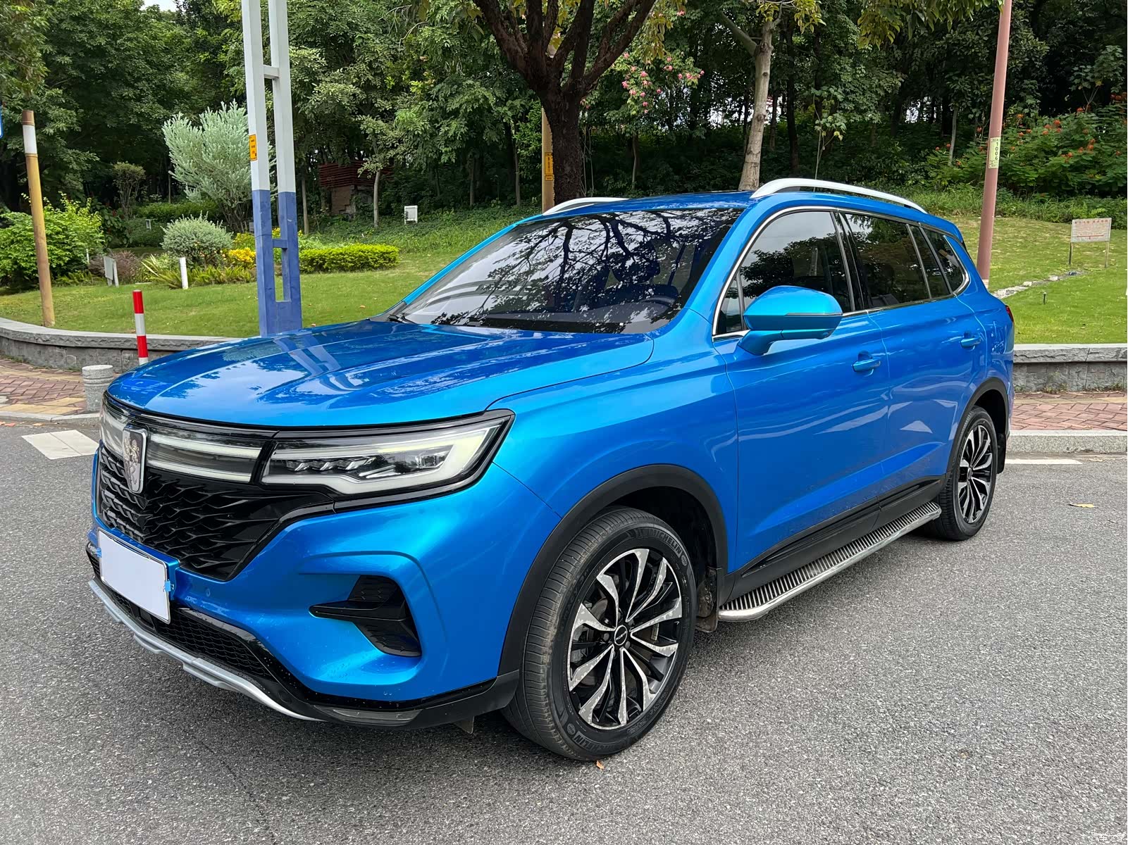 Roewe RX5, 2022 1