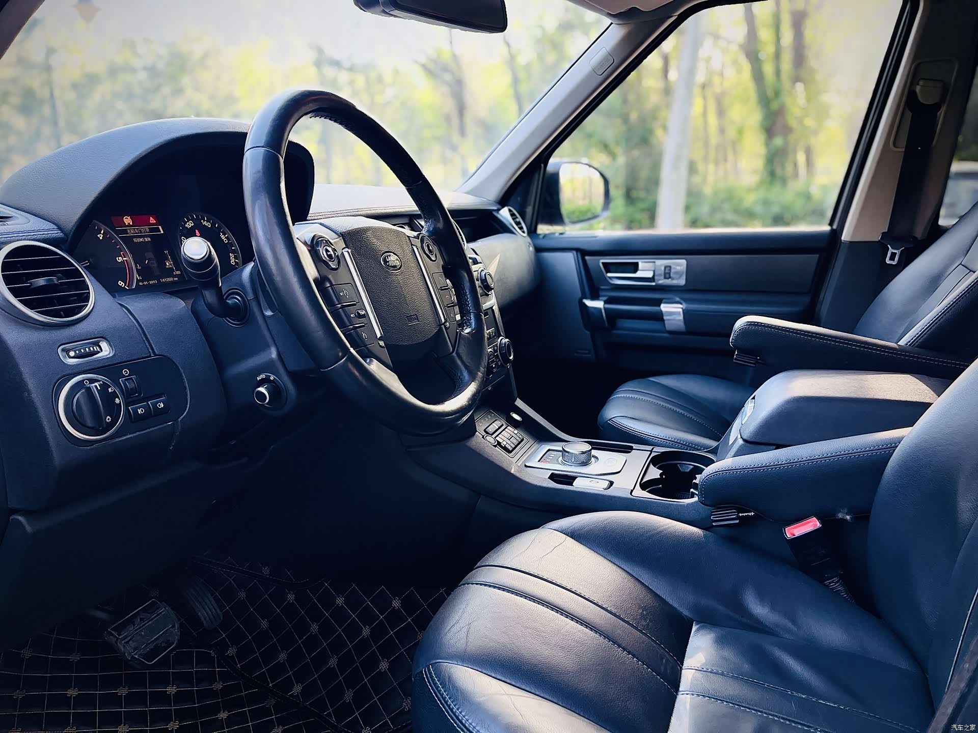 Land Rover Discovery, 2015 12