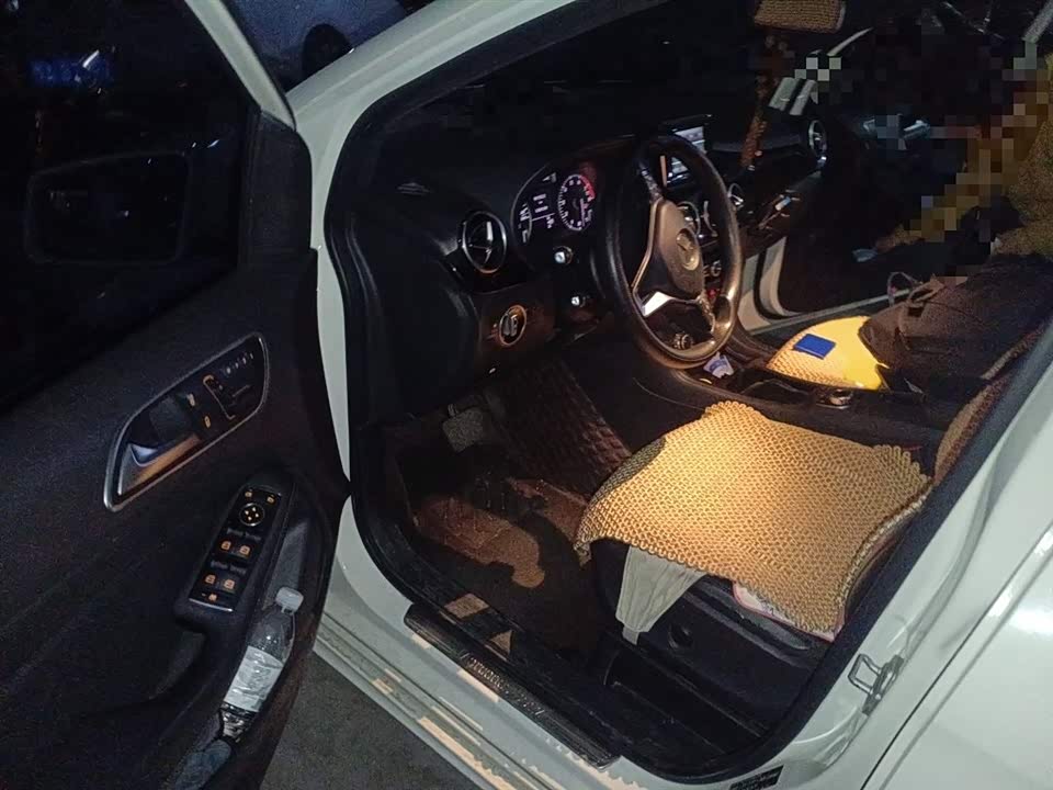 Mercedes-Benz Class B