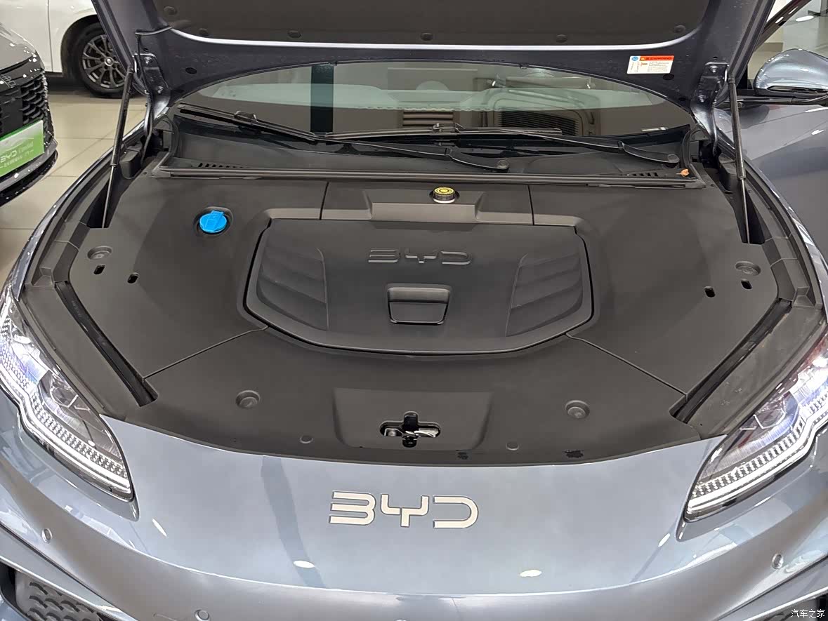BYD Seal, 2025 13