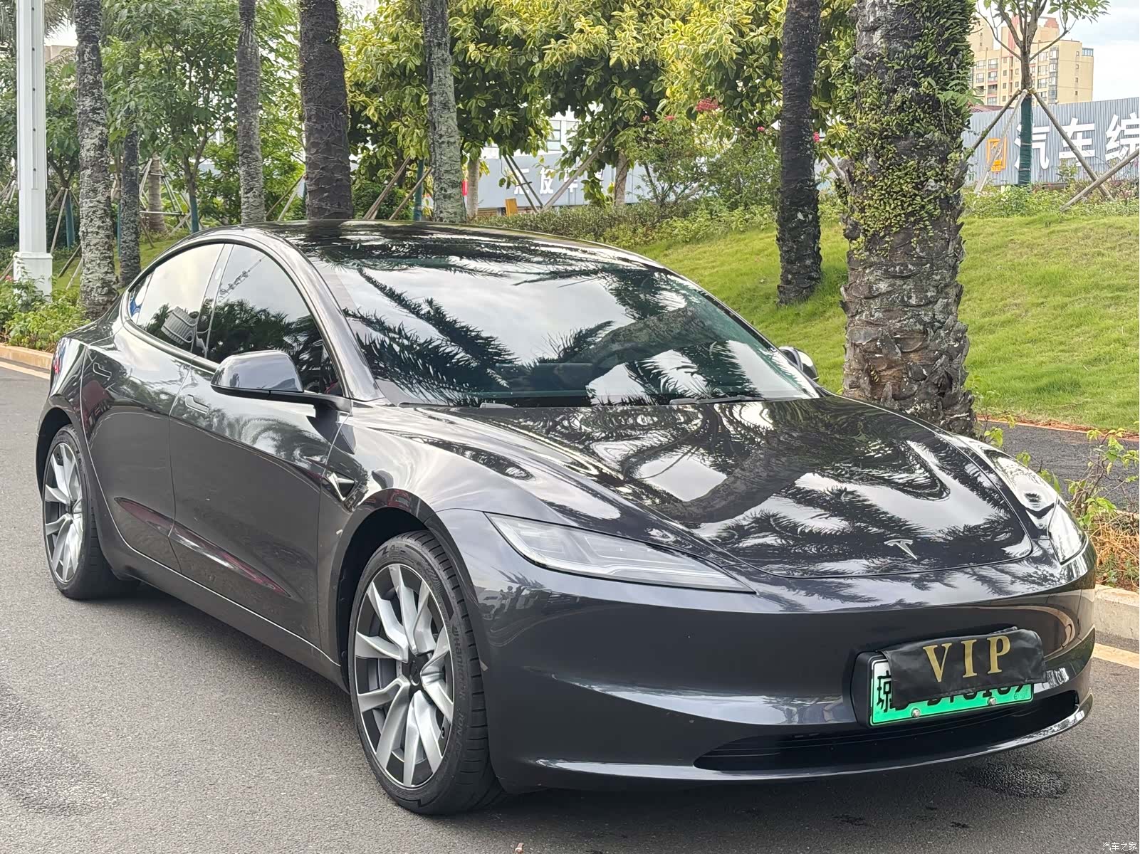 Tesla Model 3, 2024 4