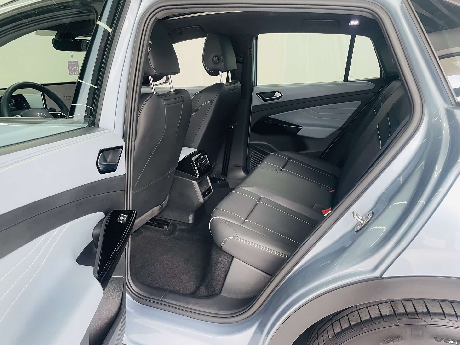 Volkswagen ID.4, 2024 9