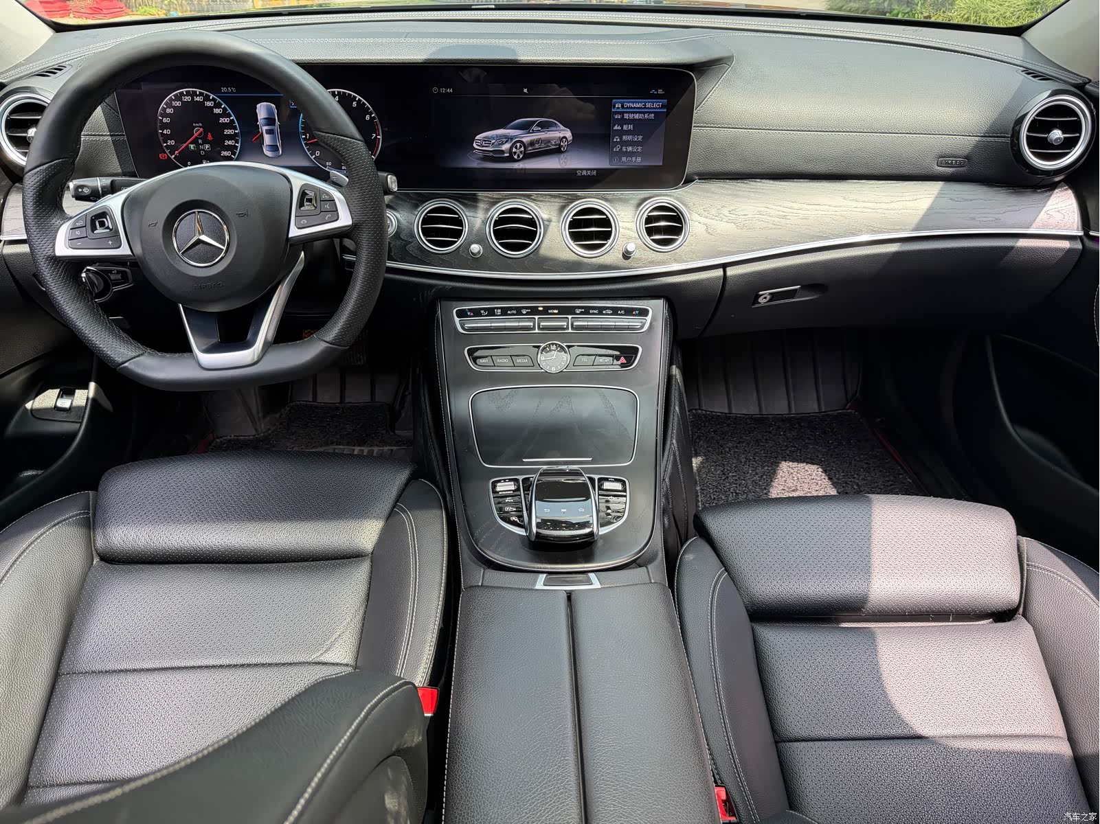 Mercedes-Benz E-Class, 2018 12
