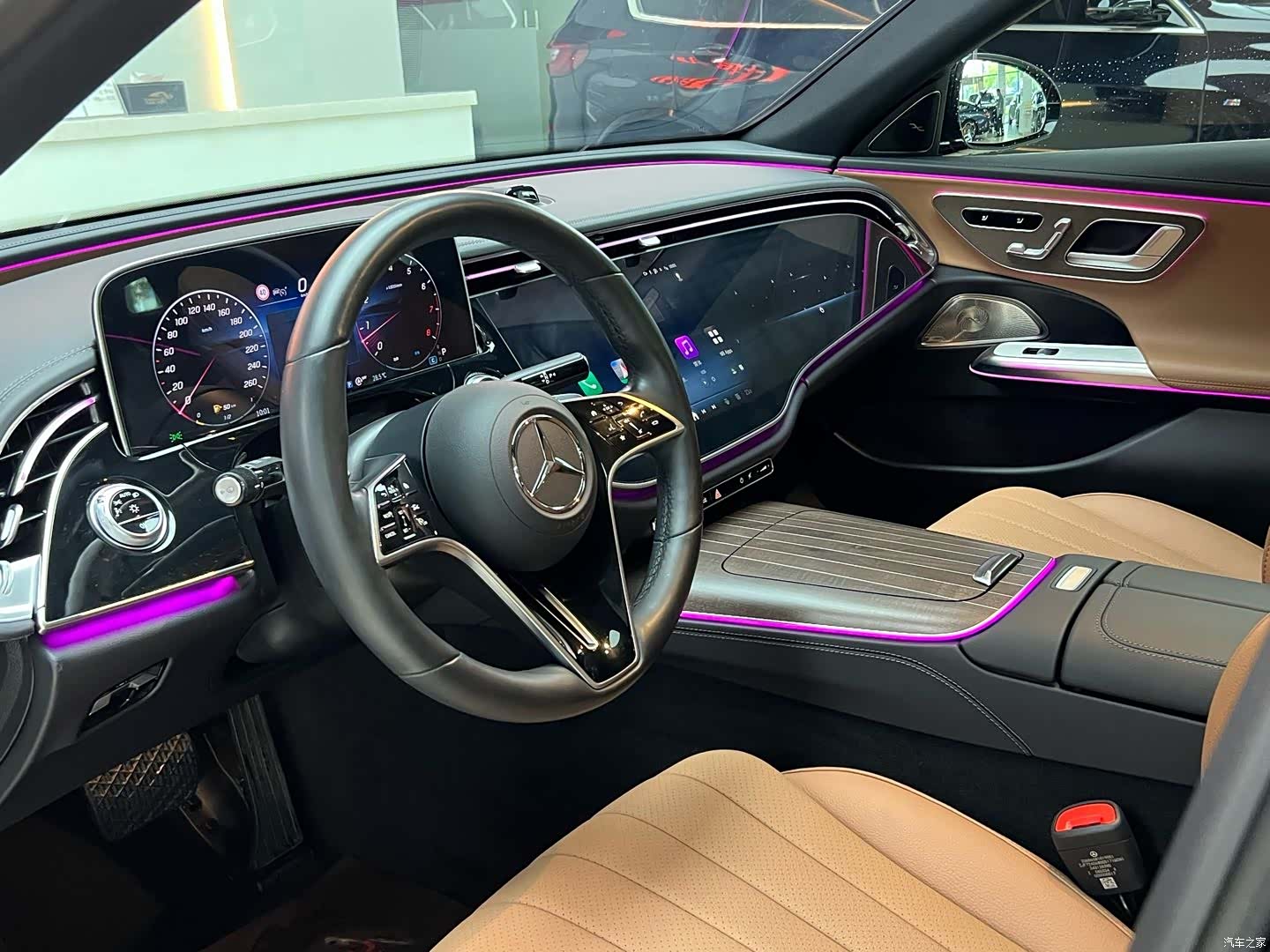 Mercedes-Benz E-Class, 2024 8