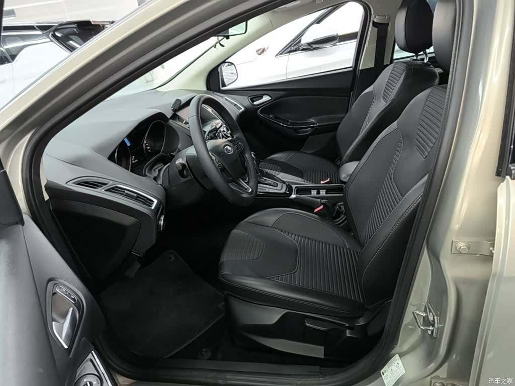 Ford Focus, 2016 15