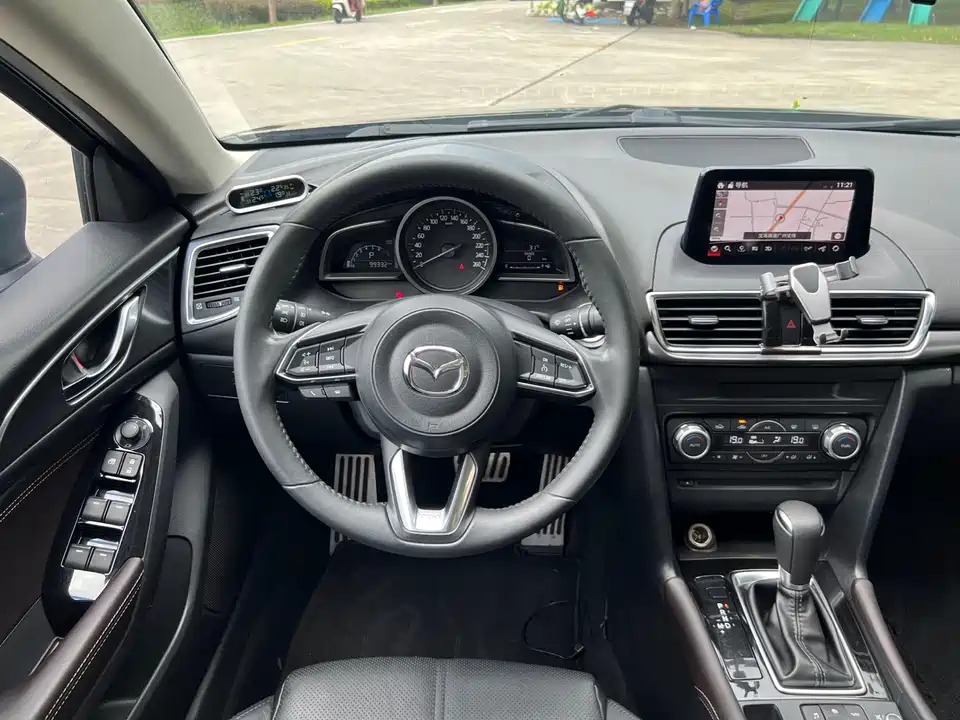 Mazda 3 Angkesaila Mazda 3 Angkesaila