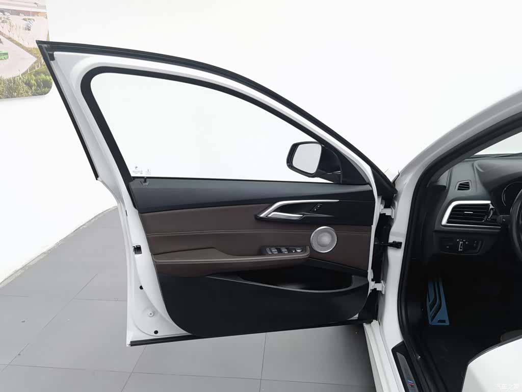 BMW 1 Series, 2021 8