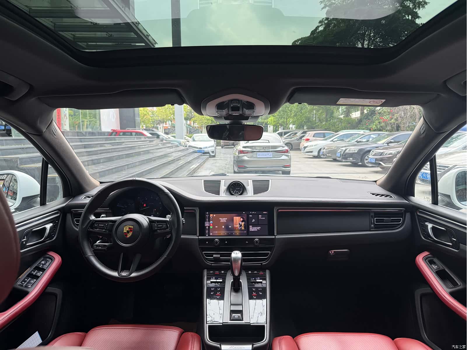 Porsche Macan, 2022 6