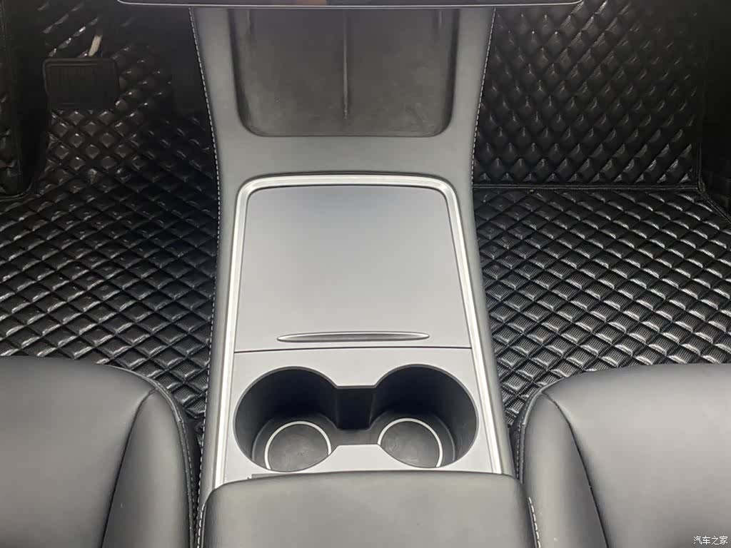 Tesla Model Y, 2021 22