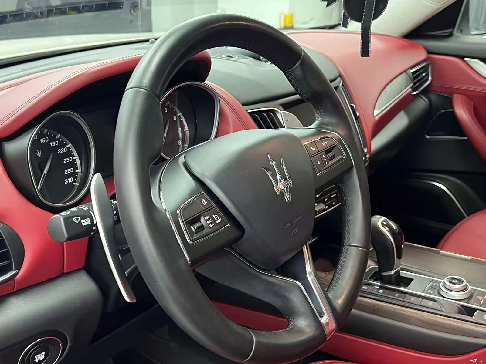 Maserati Levante, 2016 9