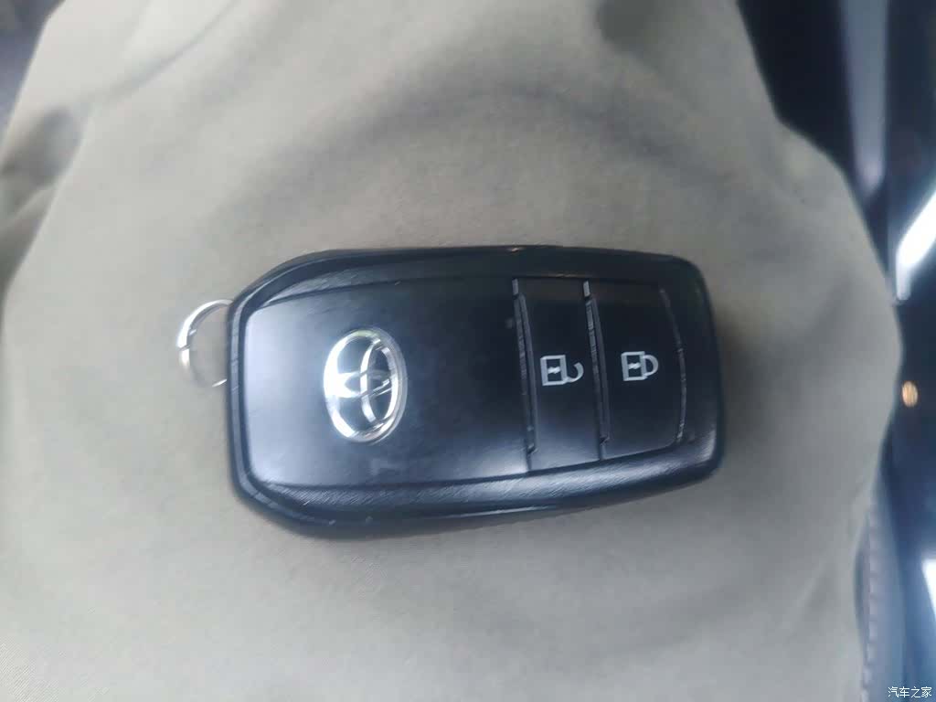 Toyota Frontlander, 2023 12