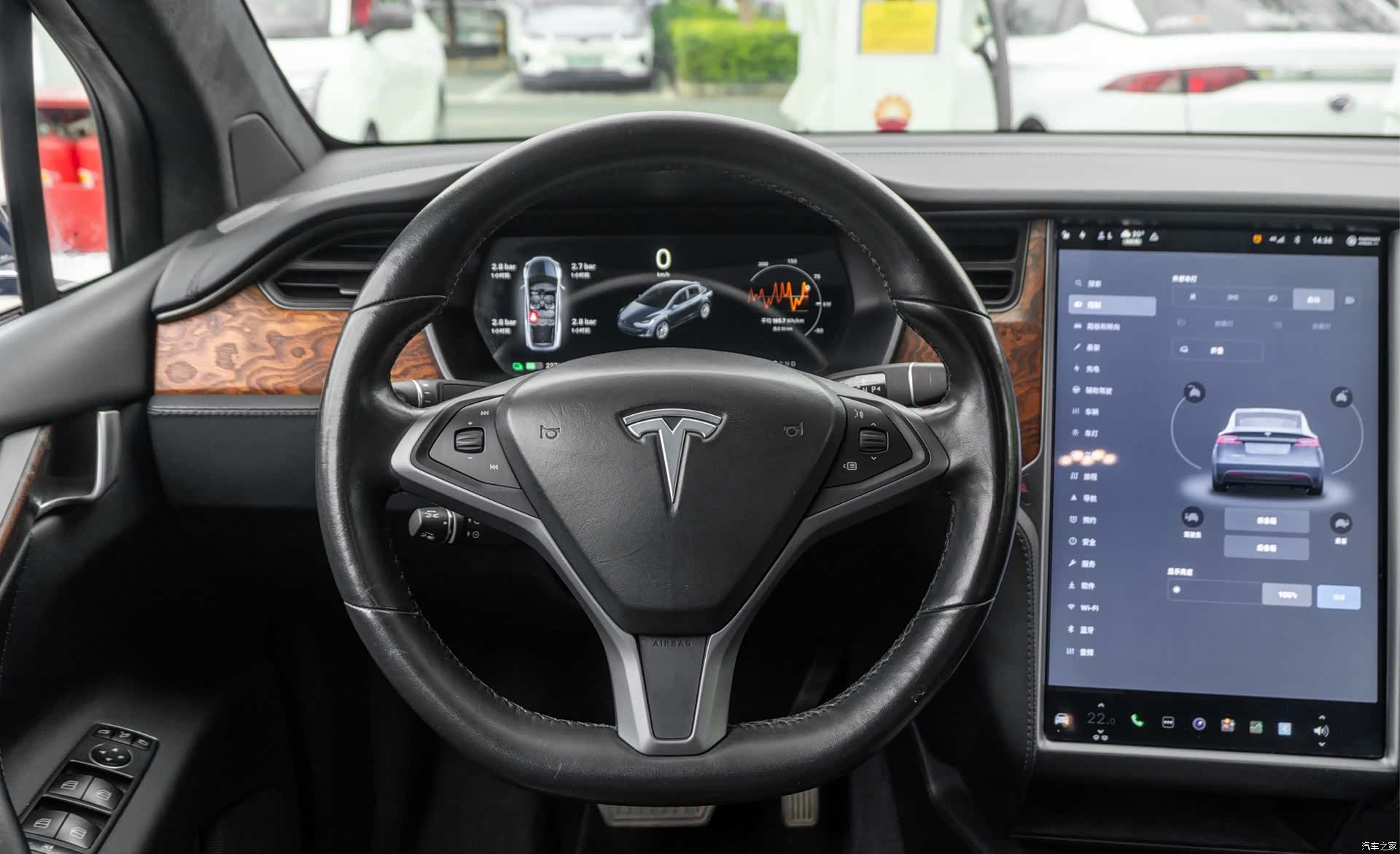 Tesla Model X, 2019 10