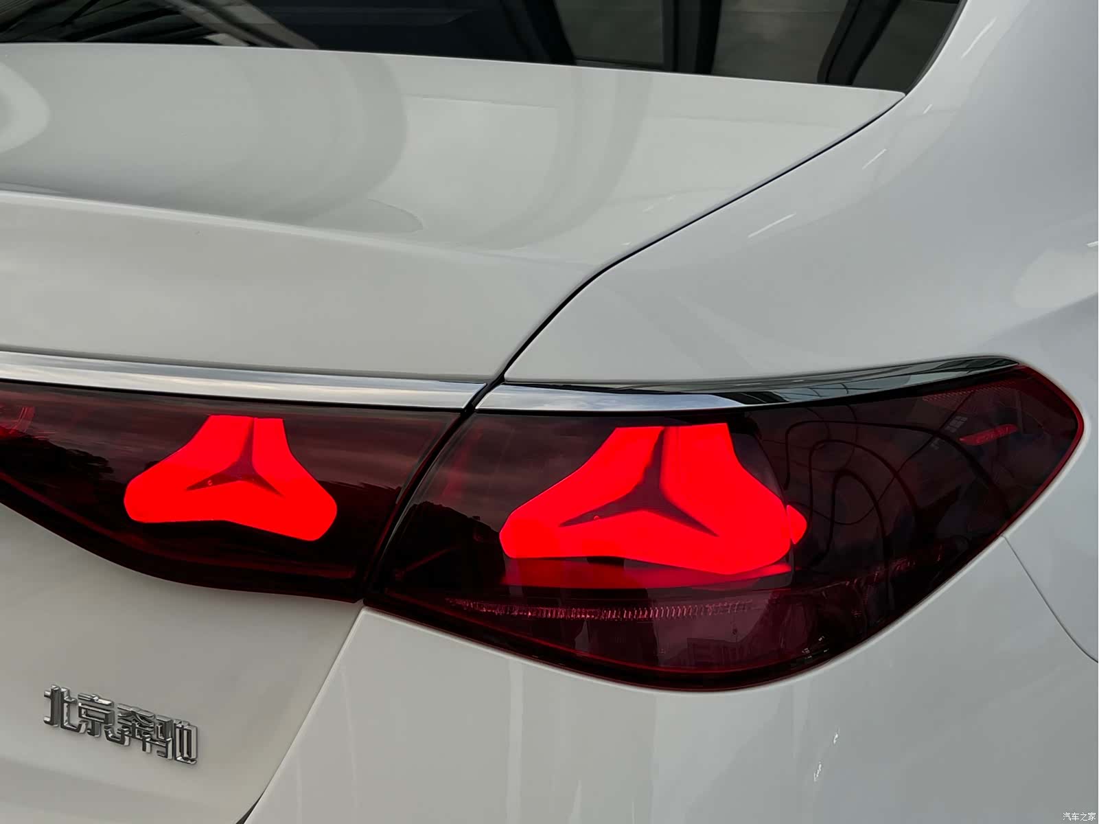 Mercedes-Benz E-Class, 2025 14