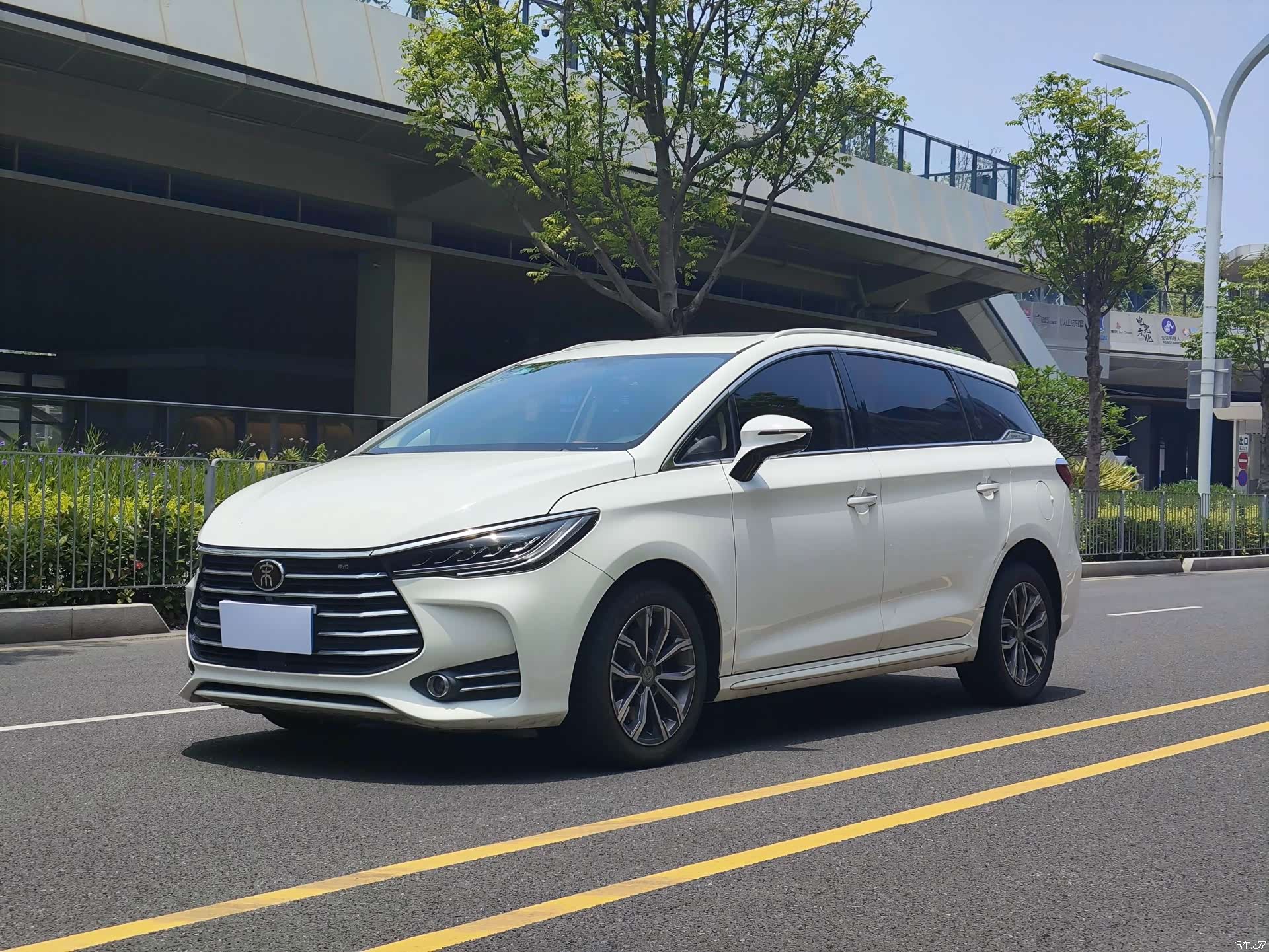 BYD Song