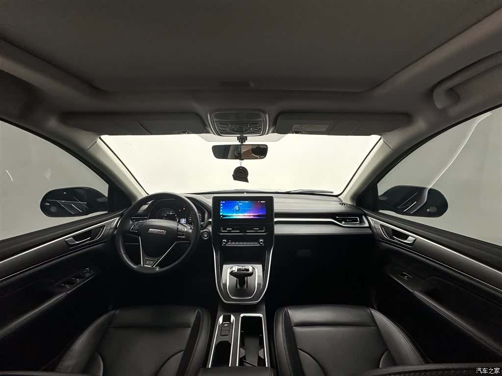 Haval M6, 2022 10
