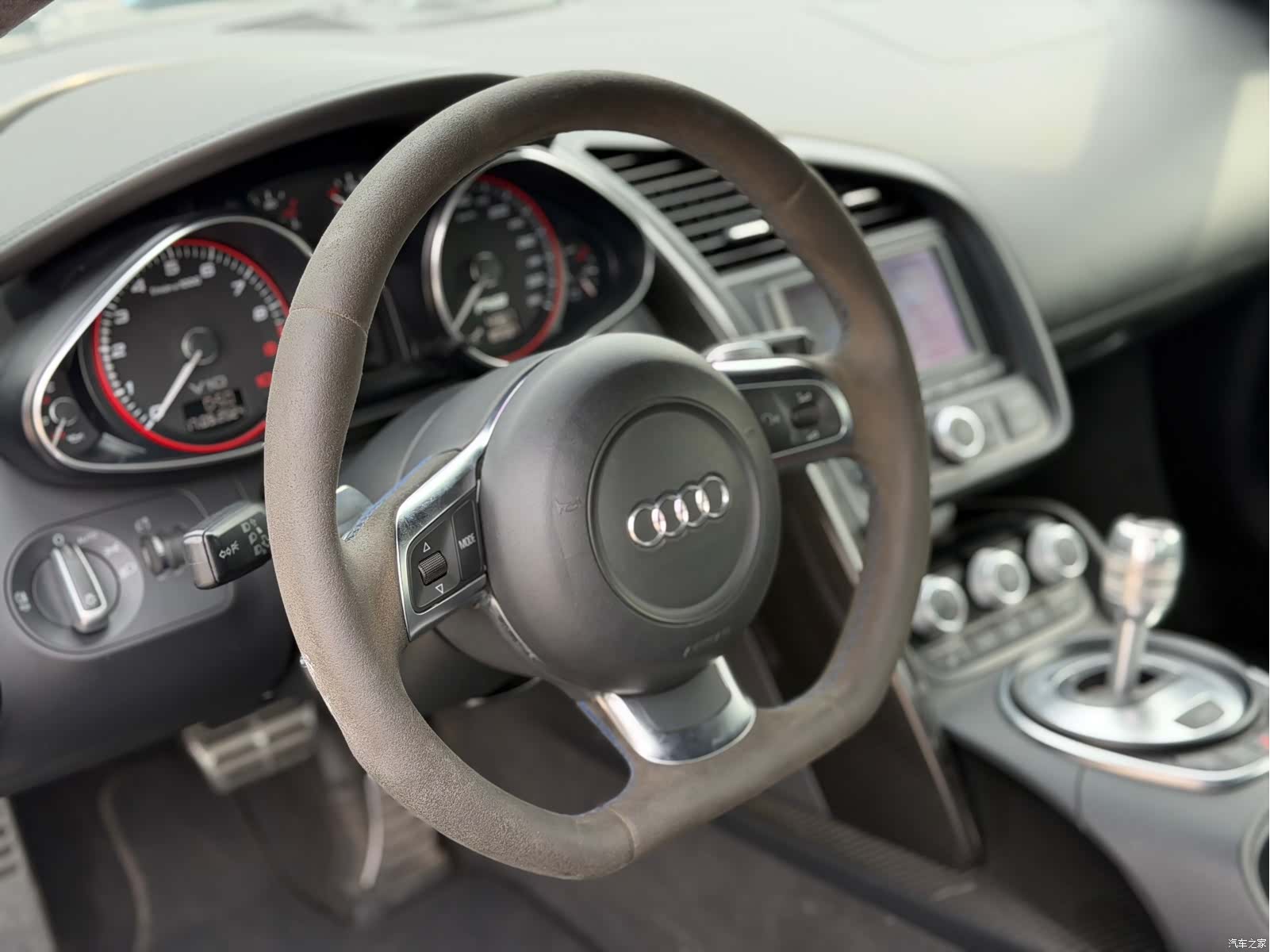 Audi TT, 2012 9