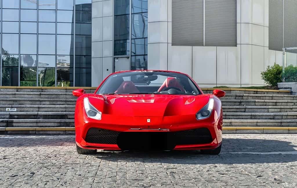 Ferrari 488, 2018 2