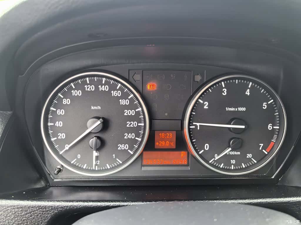 BMW X1, 2015 12