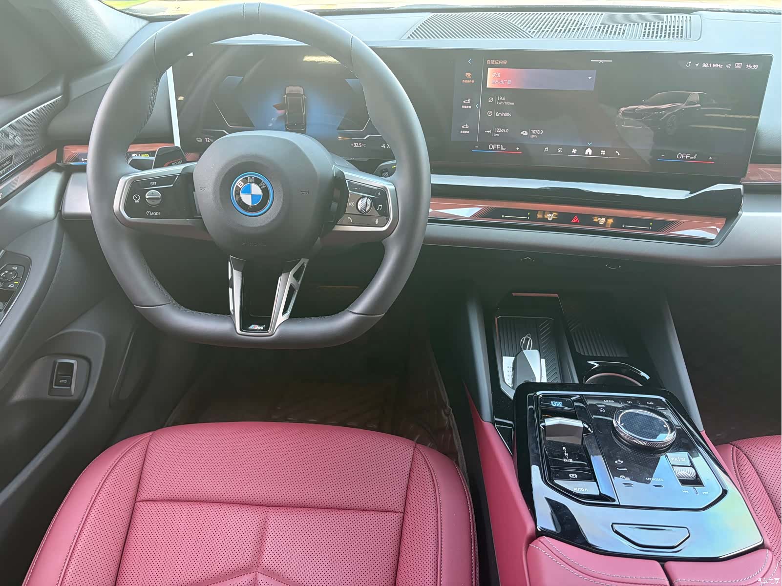 BMW i5, 2025 все фото