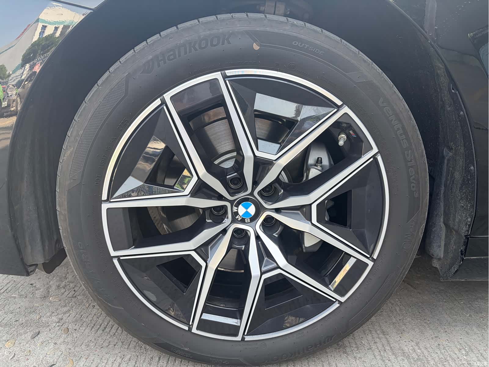 BMW i5, 2025 10