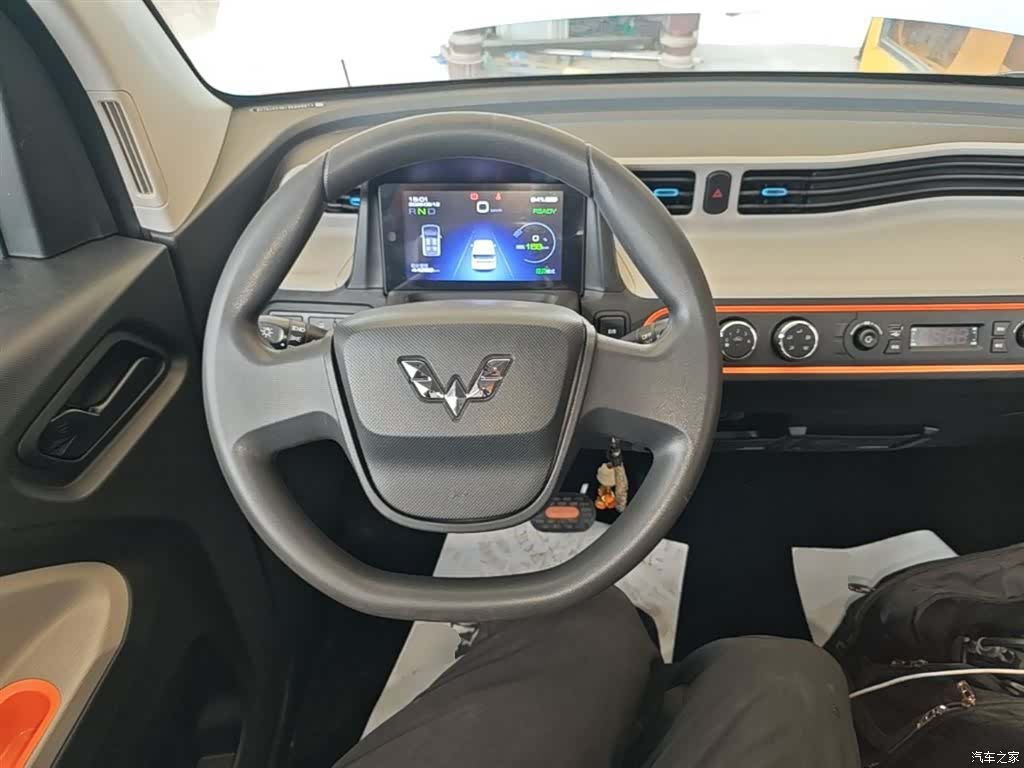 Wuling MINIEV, 2021 11