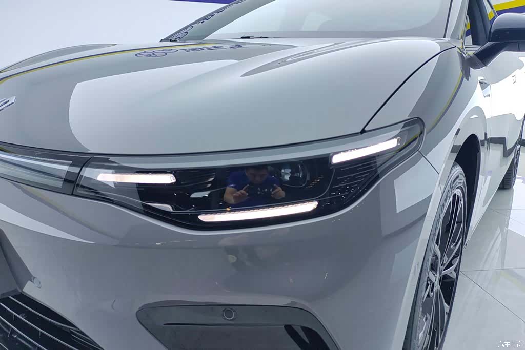 Leapmotor Lafa5, 2026 все фото