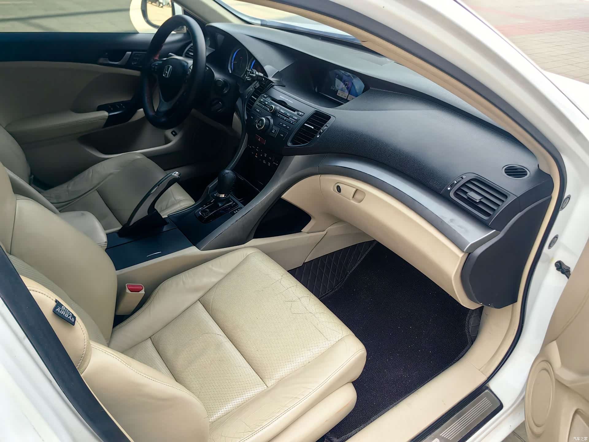 Honda Spirior, 2011 11