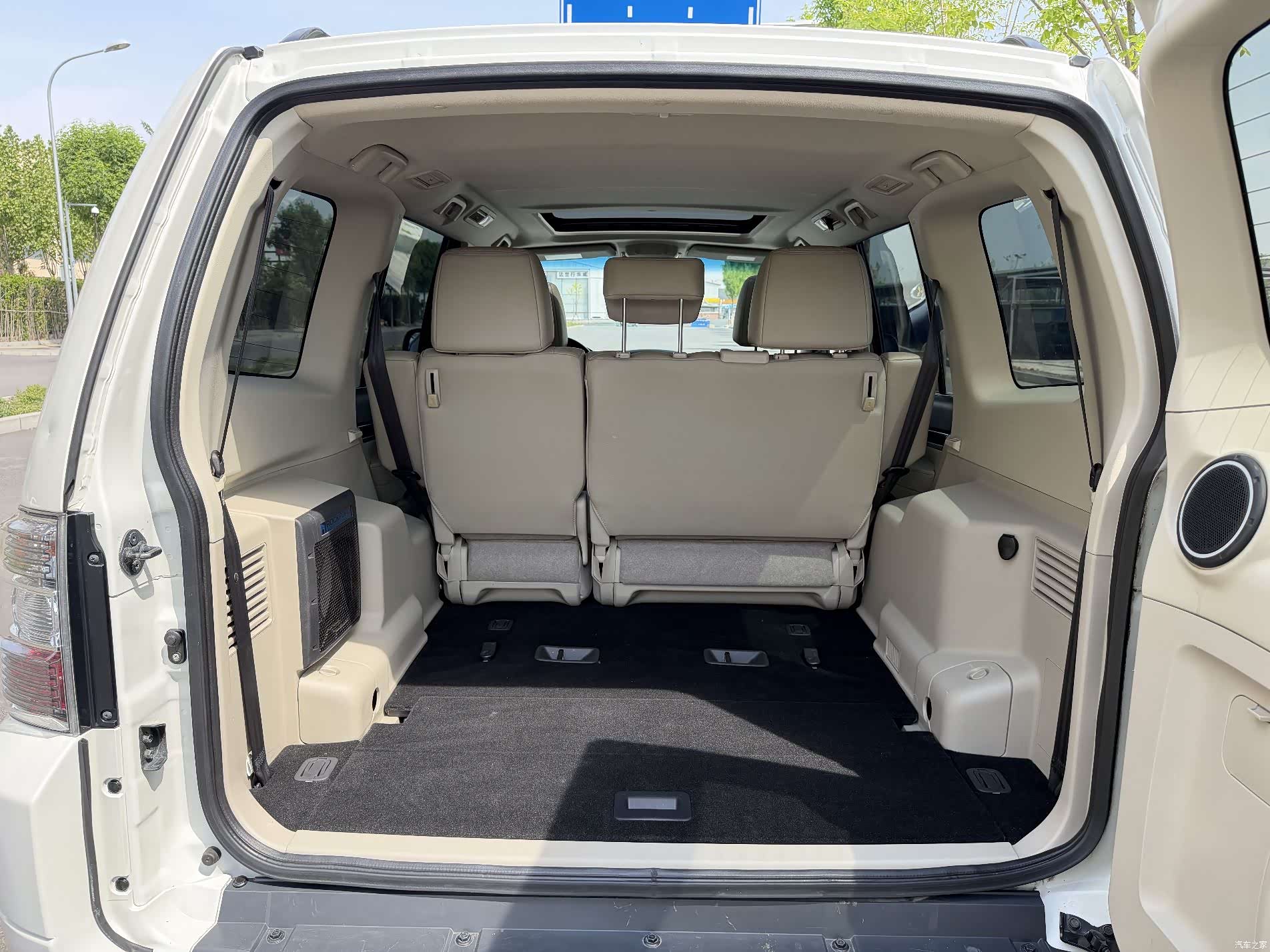 Mitsubishi Pajero, 2019 25
