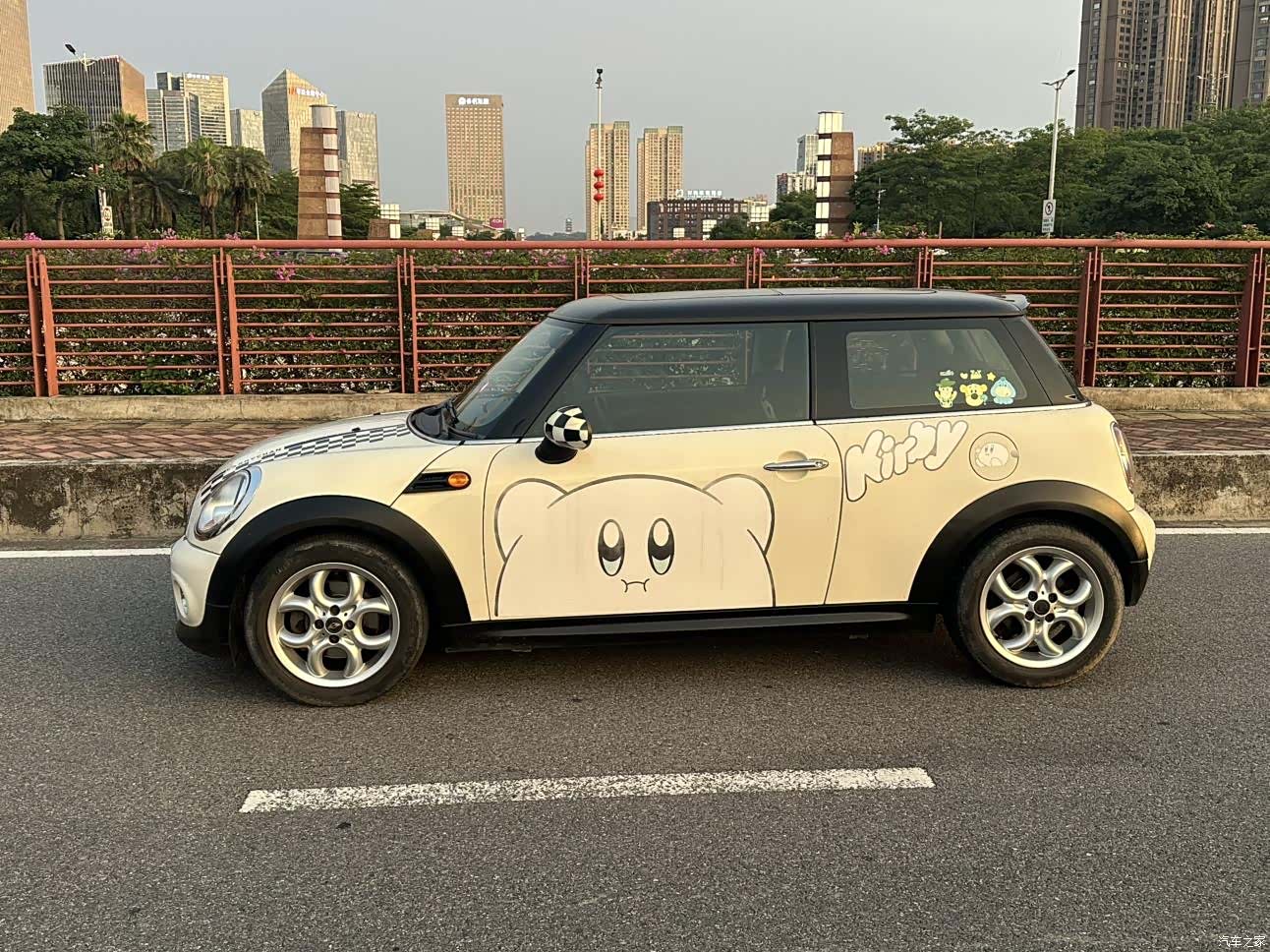 Mini Cooper, 2012 4