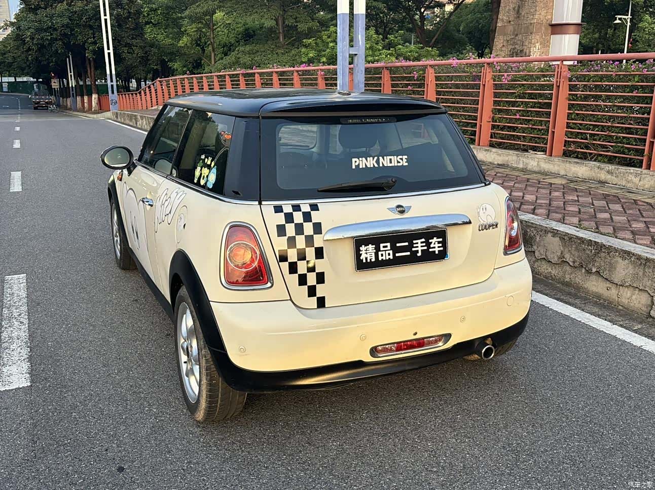 Mini Cooper, 2012 11