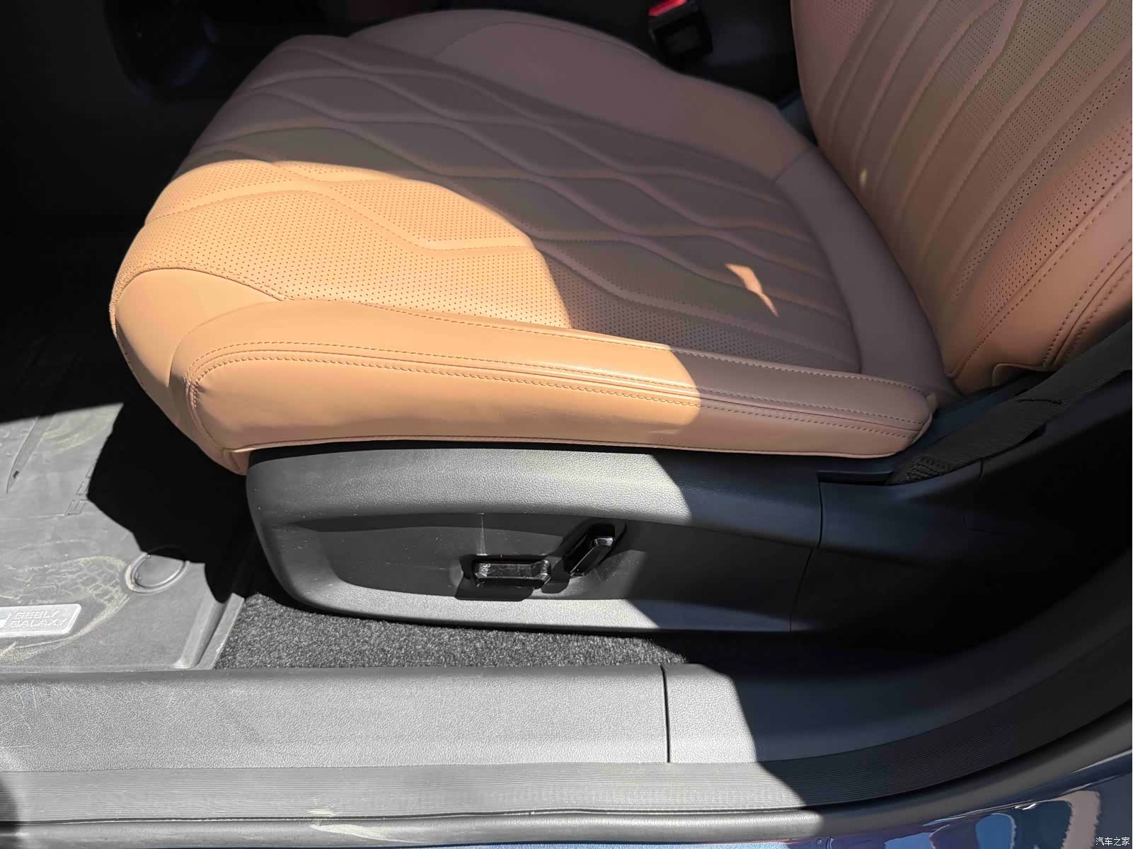 Geely A7, 2025 10
