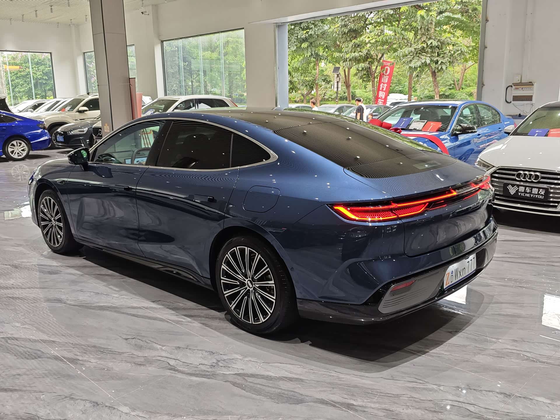 Geely 8, 2025 28