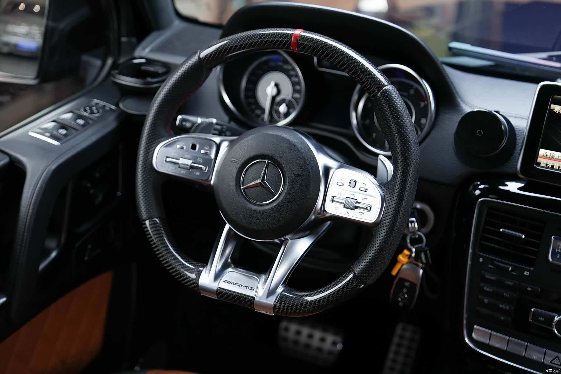 Mercedes-Benz G-Class, 2015 30