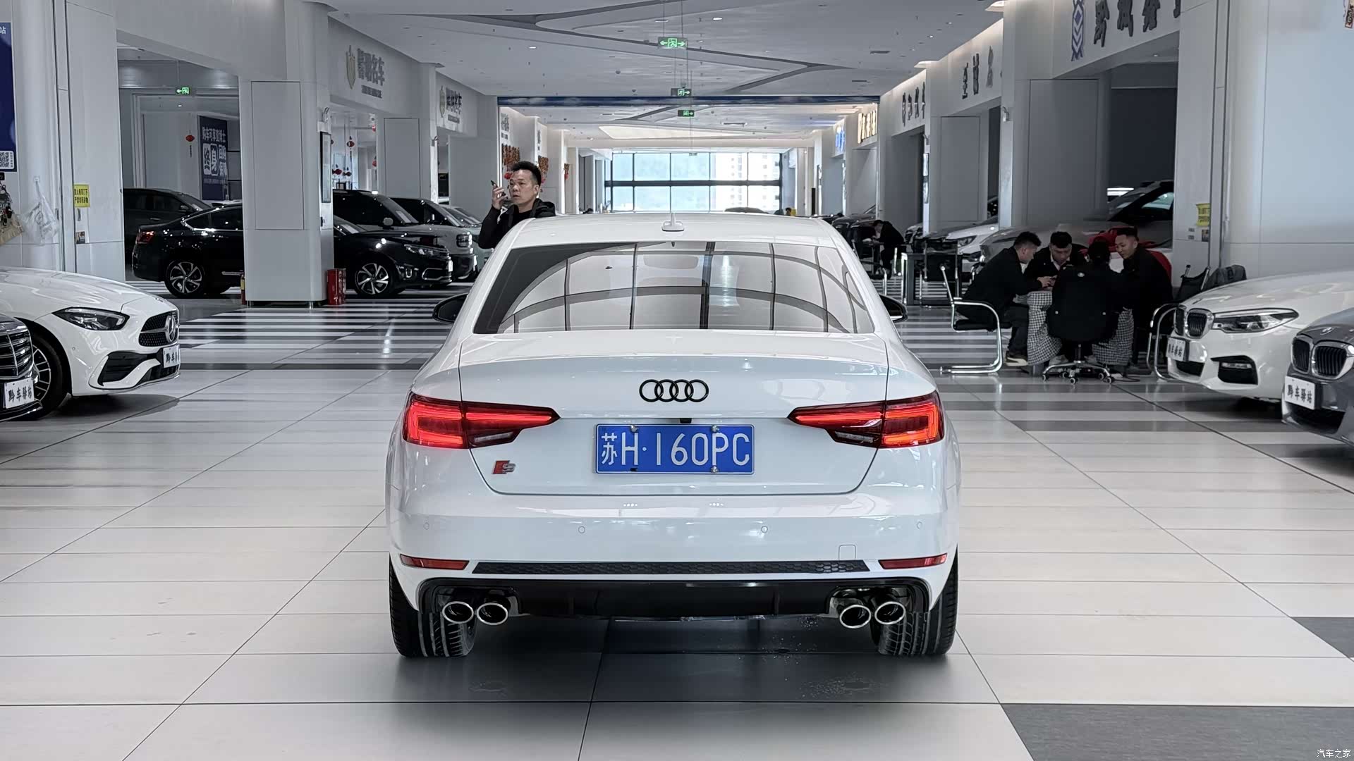 Audi A4L, 2018 4