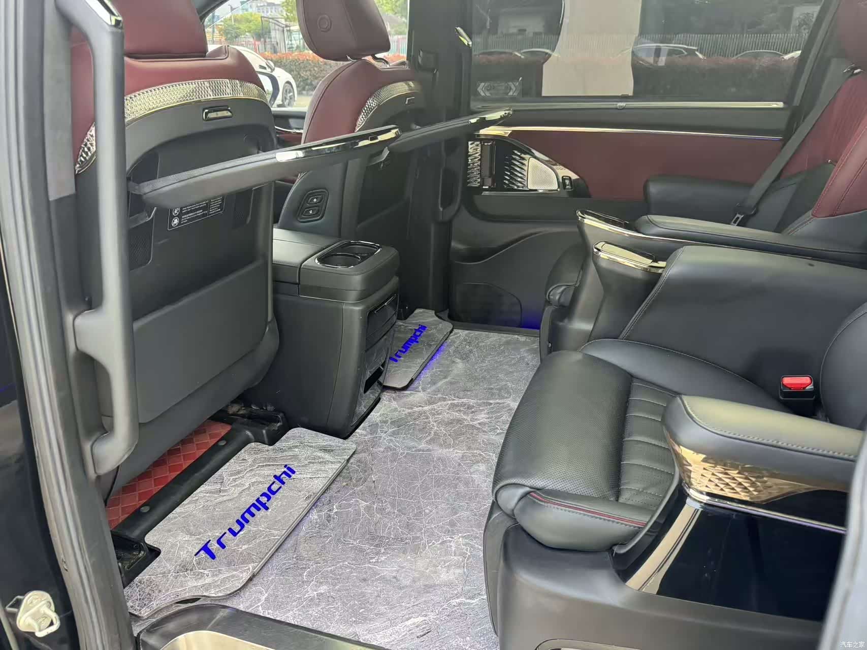 Trumpchi M8, 2023 15