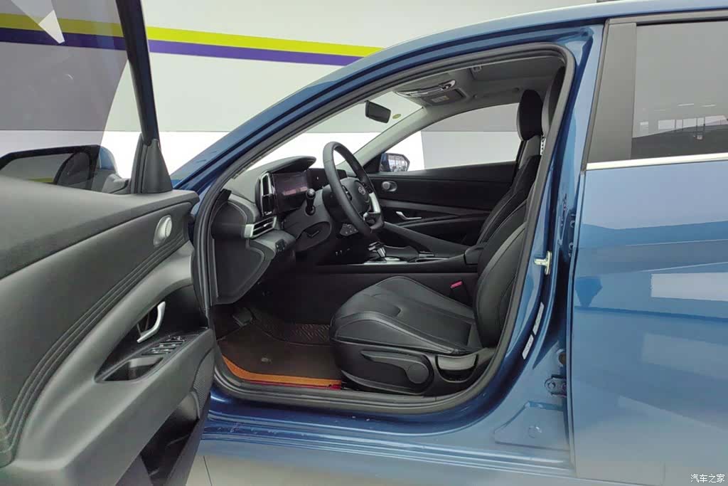 Hyundai Elantra, 2021 9