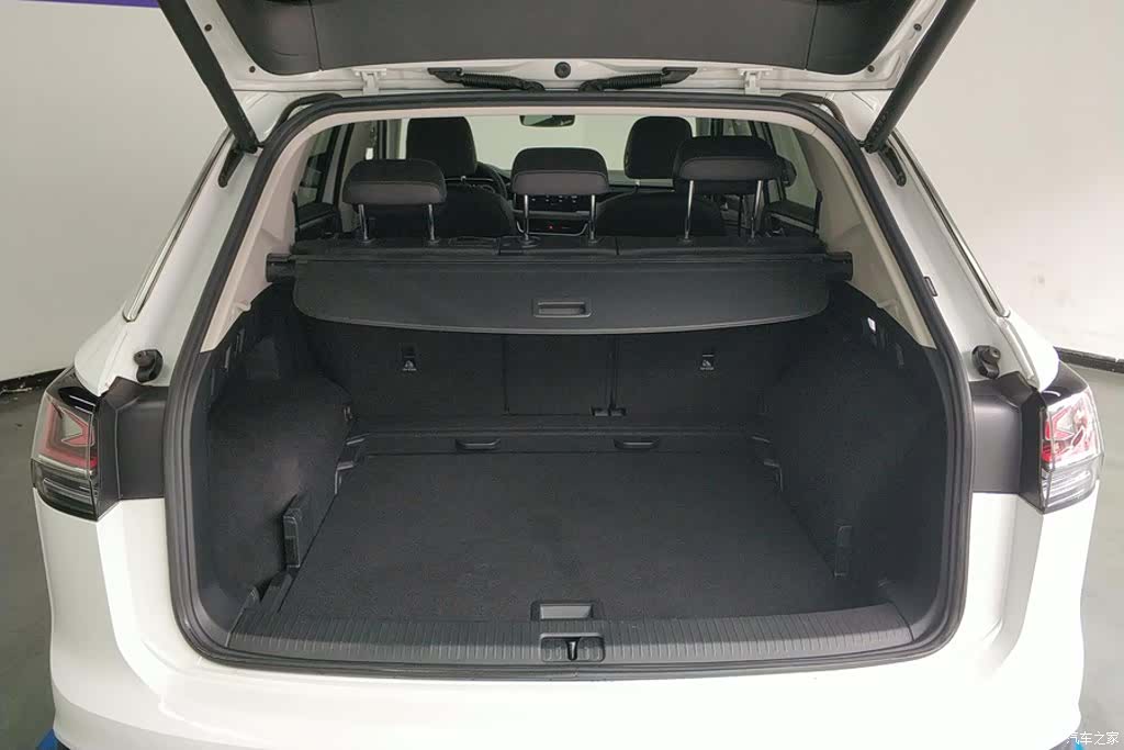 Volkswagen Tayron, 2024 4