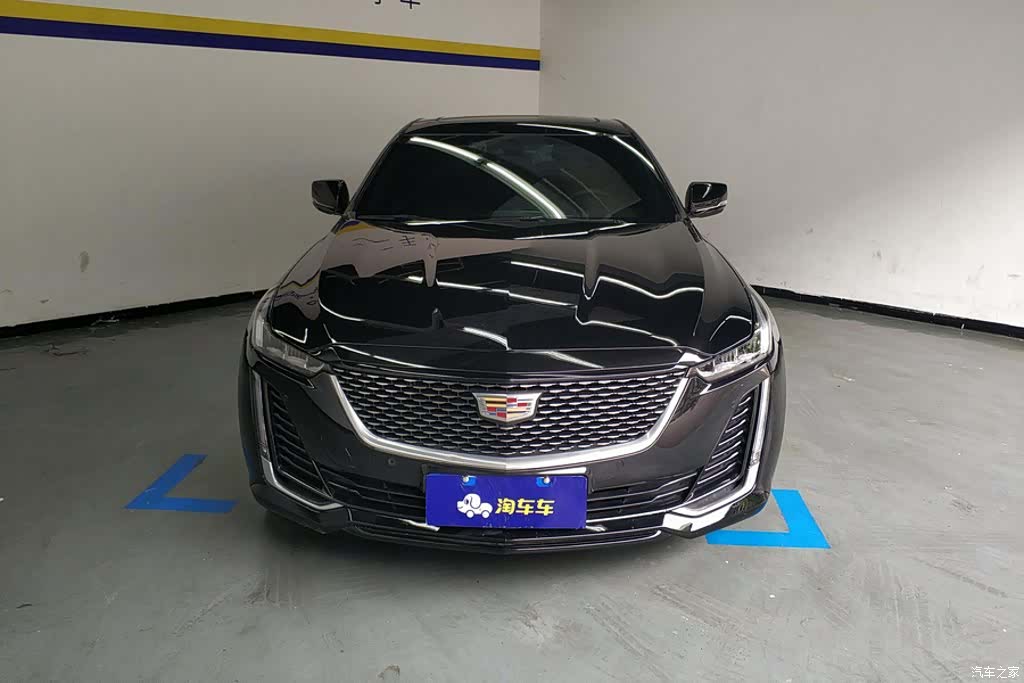 Cadillac CT5, 2022 2