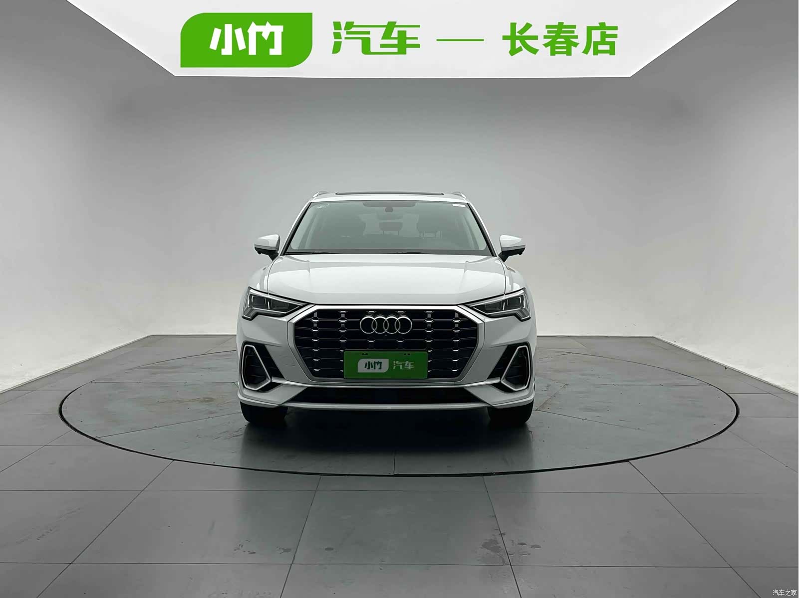 Audi Q3, 2022 2