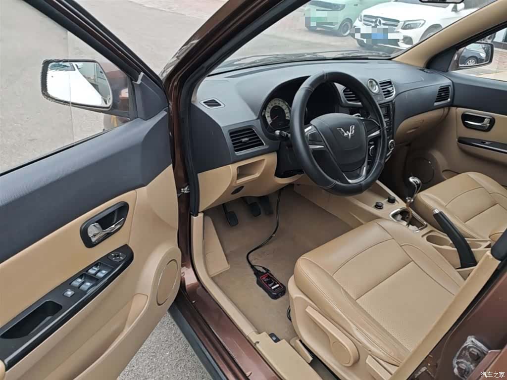 Wuling Hongguang, 2015 15