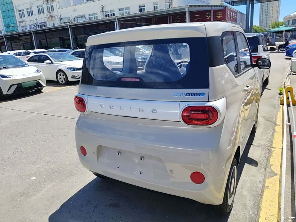 Wuling MINIEV, 2026 6